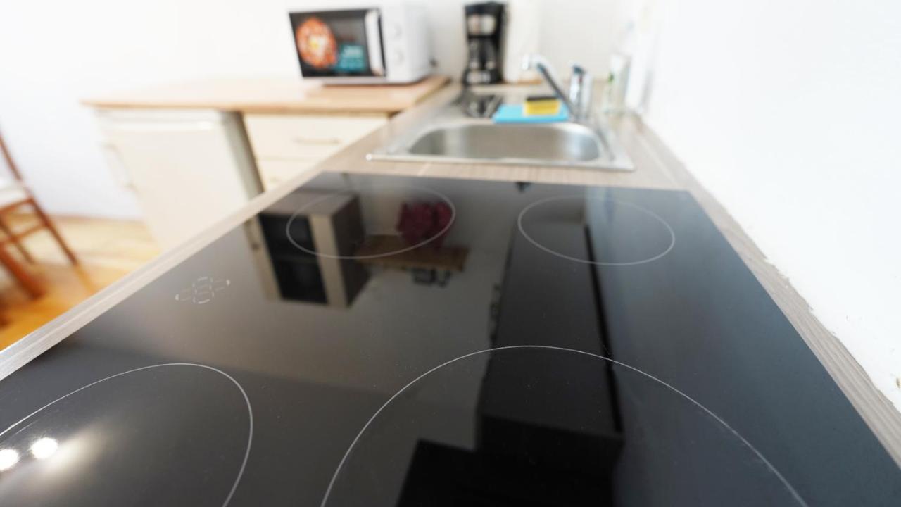 Cozynite Premium Apartment Hernals 1 فيينا المظهر الخارجي الصورة