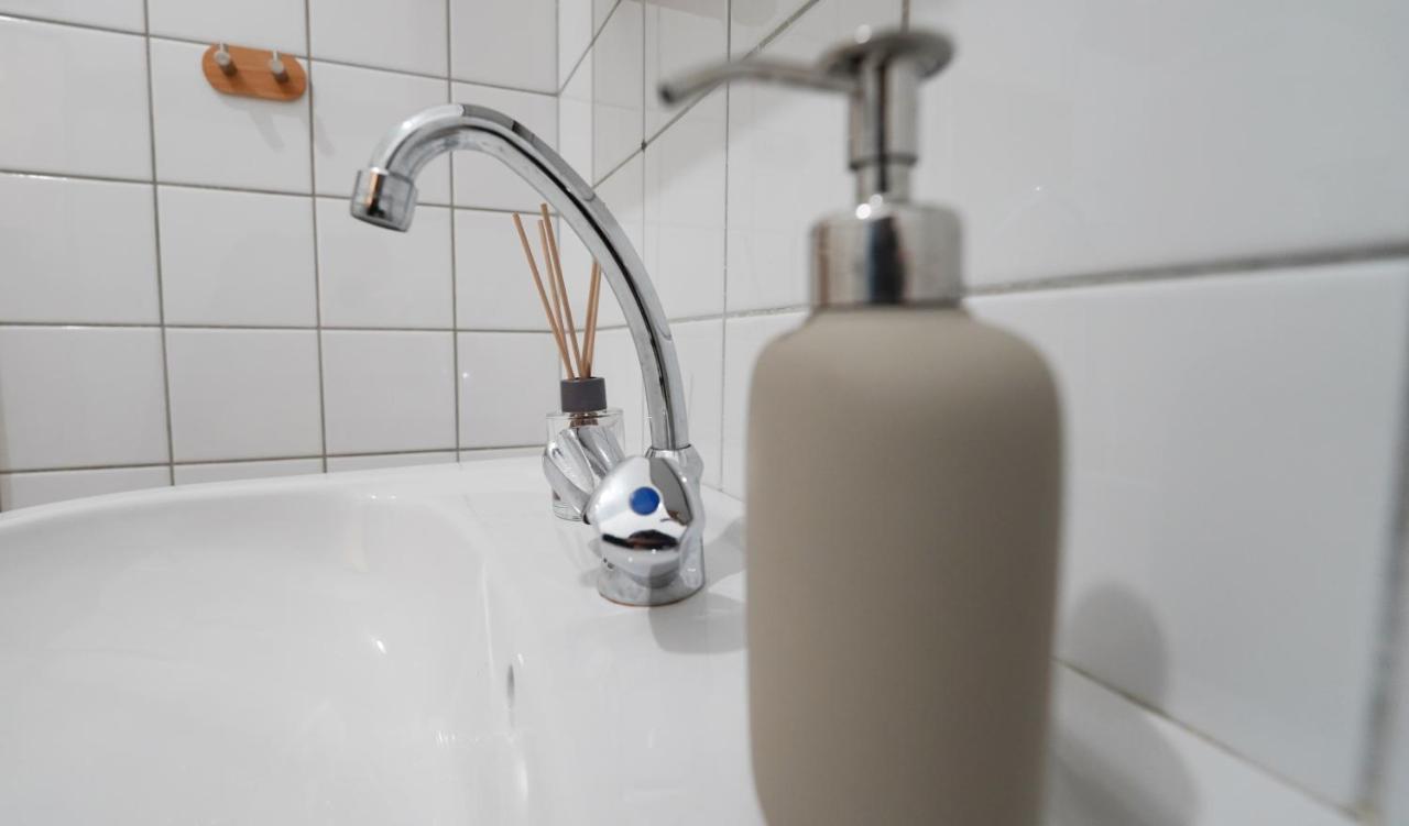 Cozynite Premium Apartment Hernals 1 فيينا المظهر الخارجي الصورة
